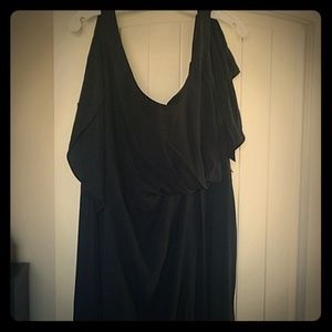 Used Vera Wang black dress